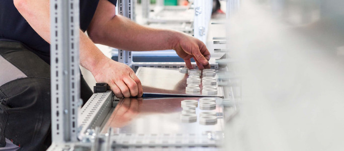 Schaltschrankbau – Komplettlösungen und Maßanfertigungen Schaltschrankbau – Komplettlösungen und Maßanfertigungen